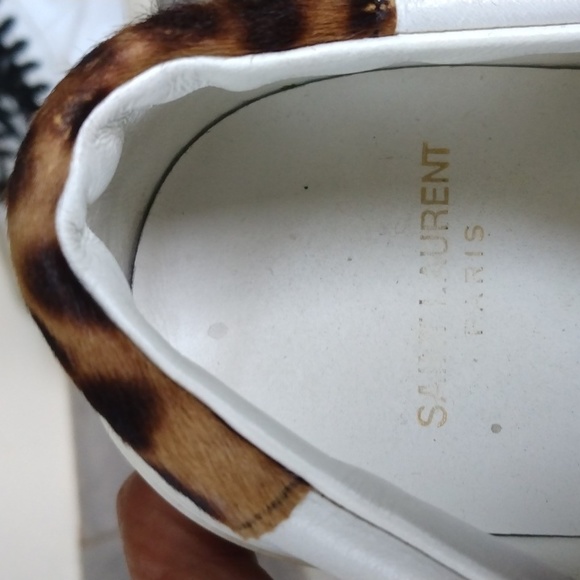 SAINT LAURENT - Picture 9 of 15